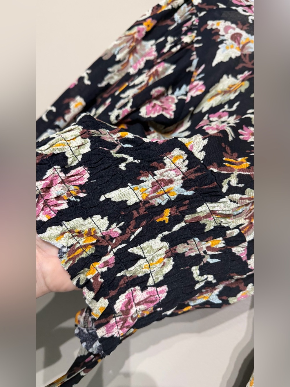 NWT Urban Outfitters Victoria Floral Crepe Wrap Blouse - Picture 9 of 13